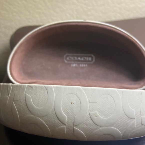 Coach sunglass cases - Picture 2 of 5